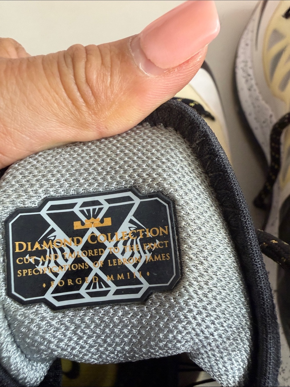 Original King James men White, Black and Gold Basketball Sneakers - Picture 9 of 12